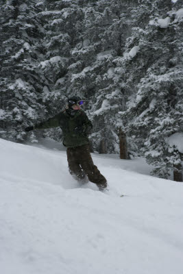 Alex Snowboarding