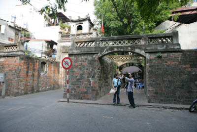 Amynah and Hung at the City Gate