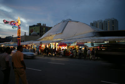 Shoping in Little India, Singapore