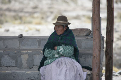 Vendors on the road to Colca Canyon