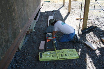 Cutting shingles