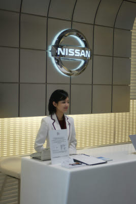 Nissan 'store' in Ginza